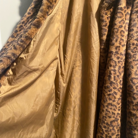 A New Day Plus size Leopard Fur Coat - Picture 3 of 7